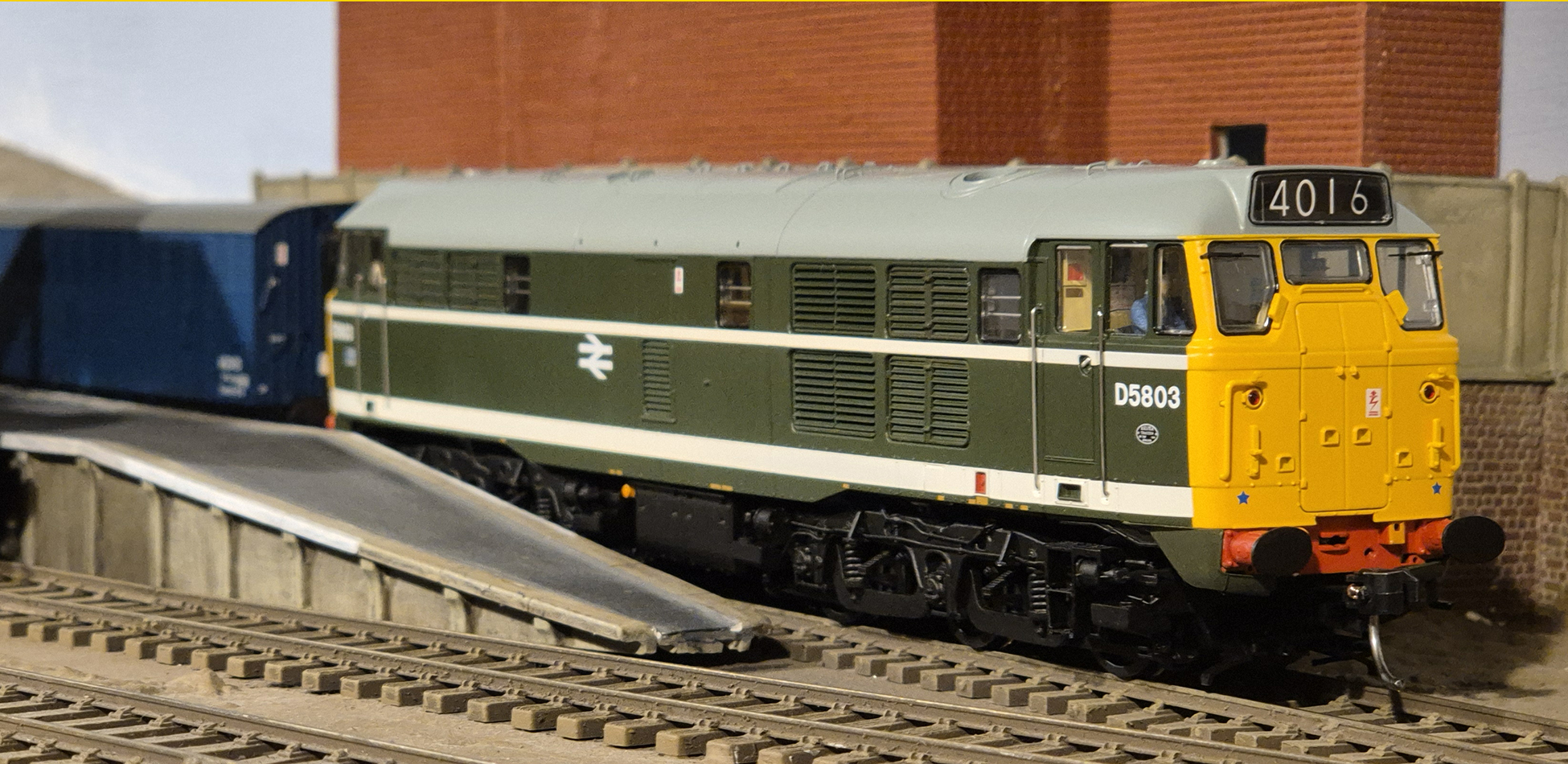 Class 31 on parcels at Sotherington Lane