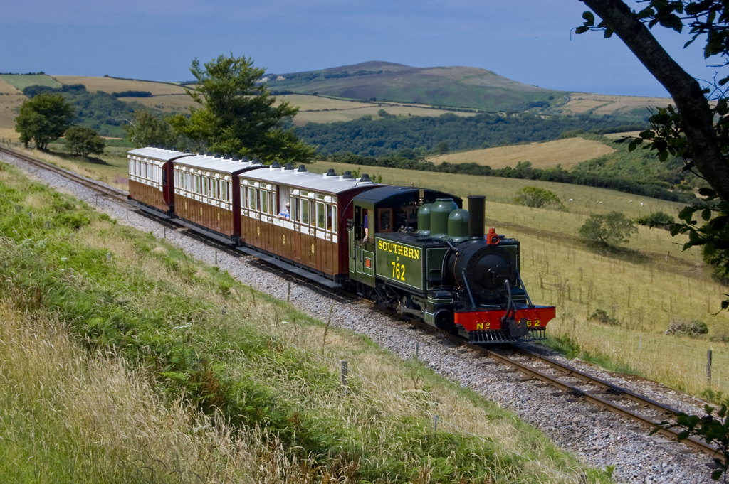 Lynton and Barnstaple Baldwin No. 762 Lyn approaches Woody Bay station.