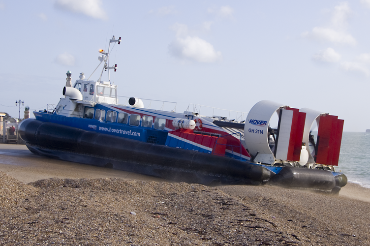 Hovertravel AP1-88 Hovercraft leaving Southsea
